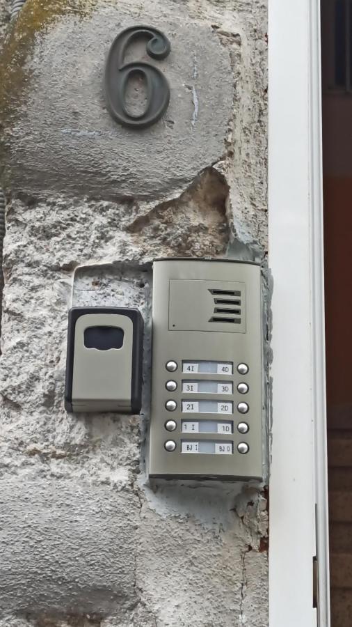 Appartamento O Descanso Da Abella Ourense Esterno foto